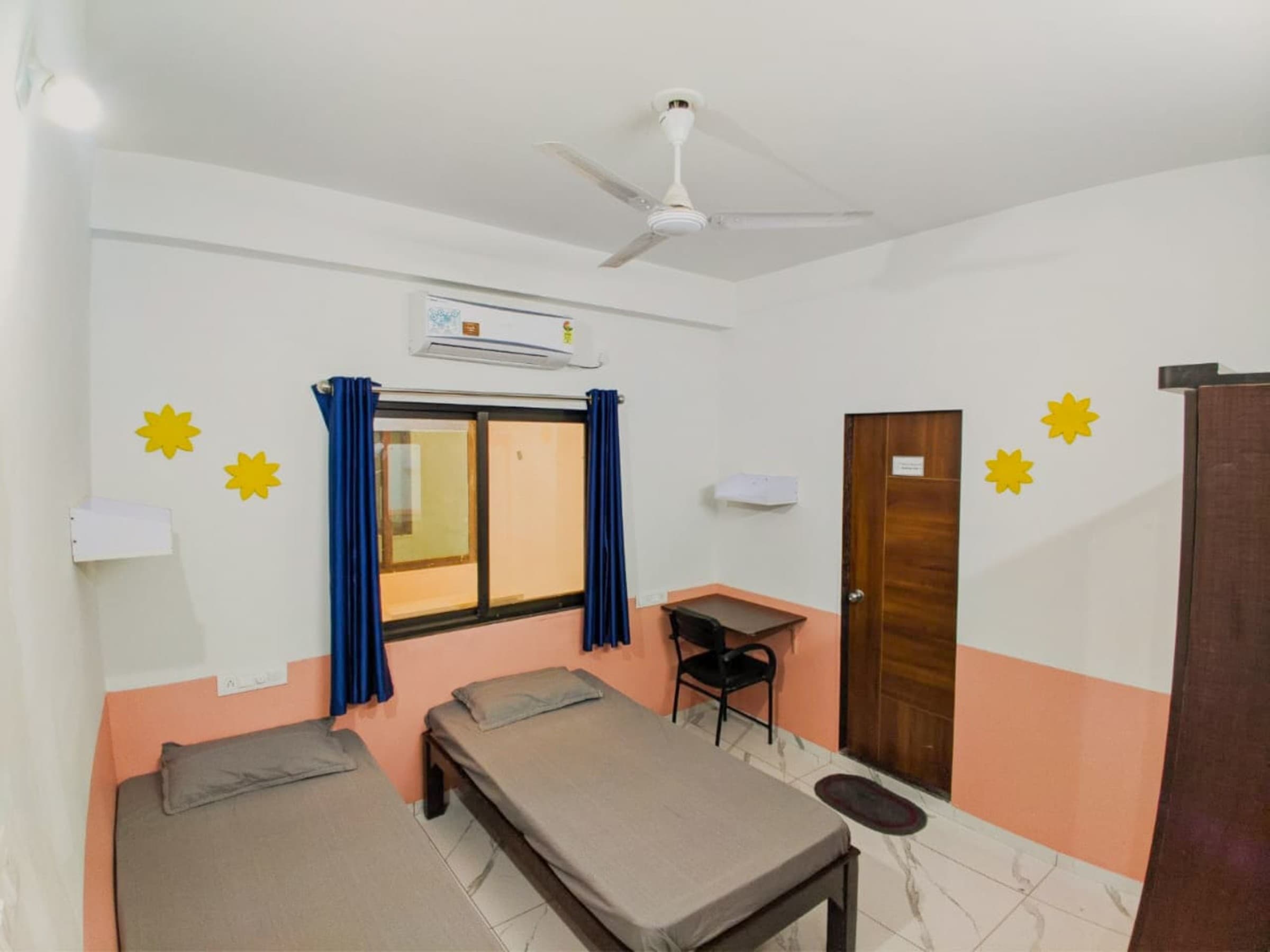 Room 2 at THH-003